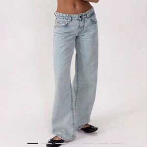 NWT Motel Light Wash Parallel Jeans